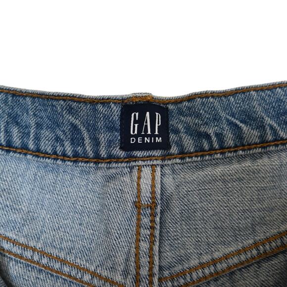 GAP 3" High Rise Button Fly Cut Off Denim Short Womens 27 - Picture 8 of 11